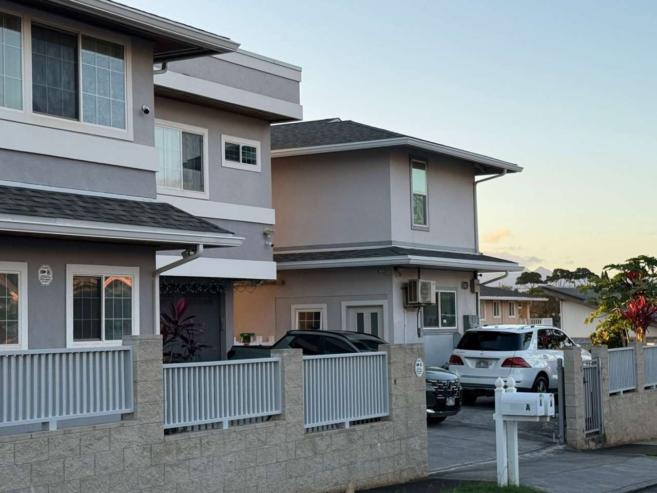 All Utilities Included! Fully Furnished 2-Bedroom / 1.5-Bath Split-Level Rental in Upper Pearl City – Stunning Pearl Harbor Views