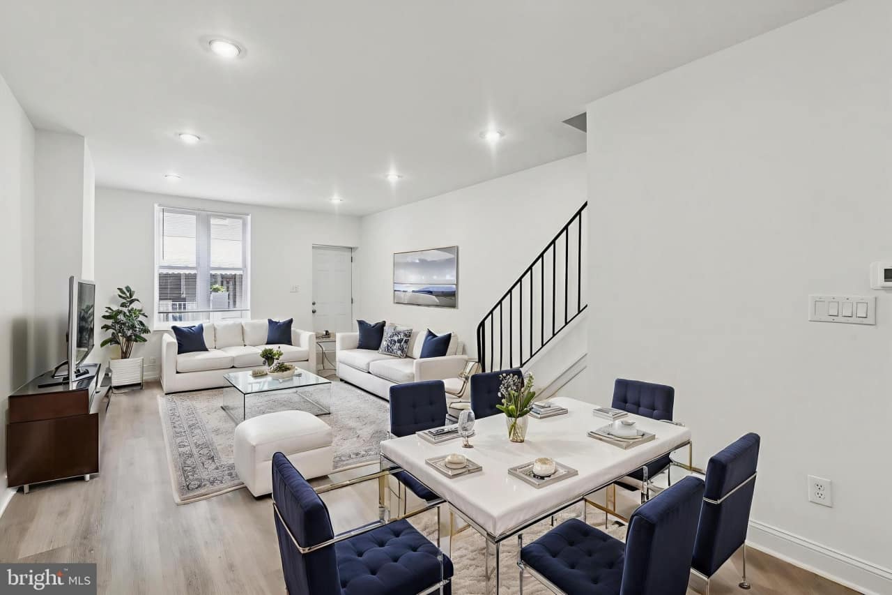 1761 N NEWKIRK Street