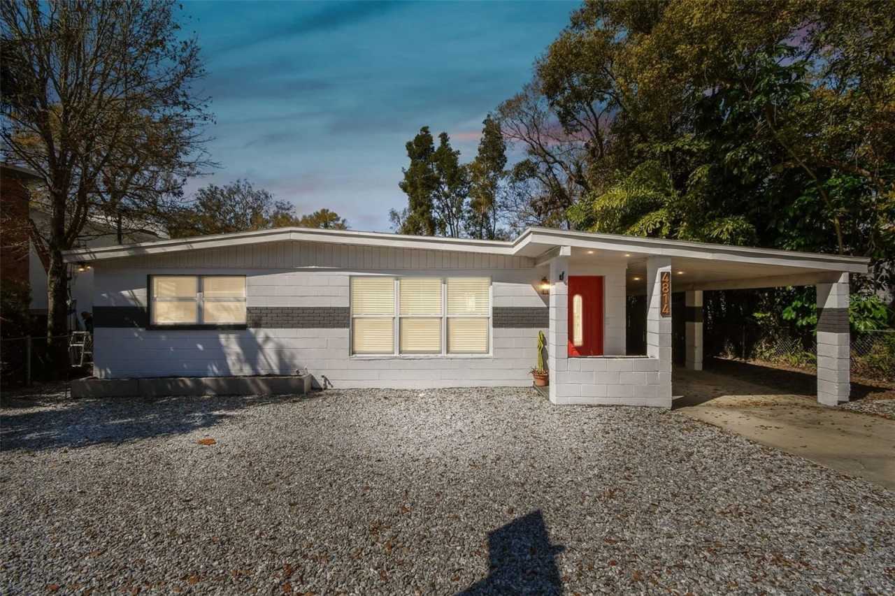 4814 N HIGHLAND AVENUE