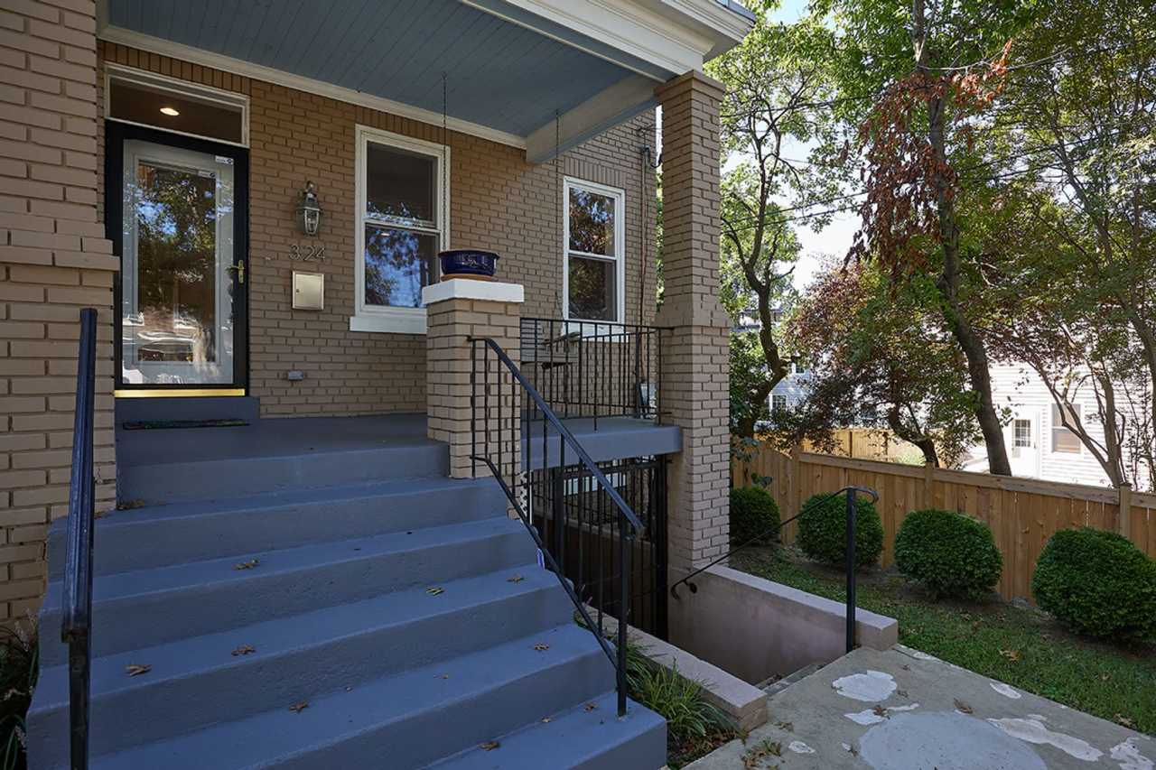 Petworth Stunner with Garage