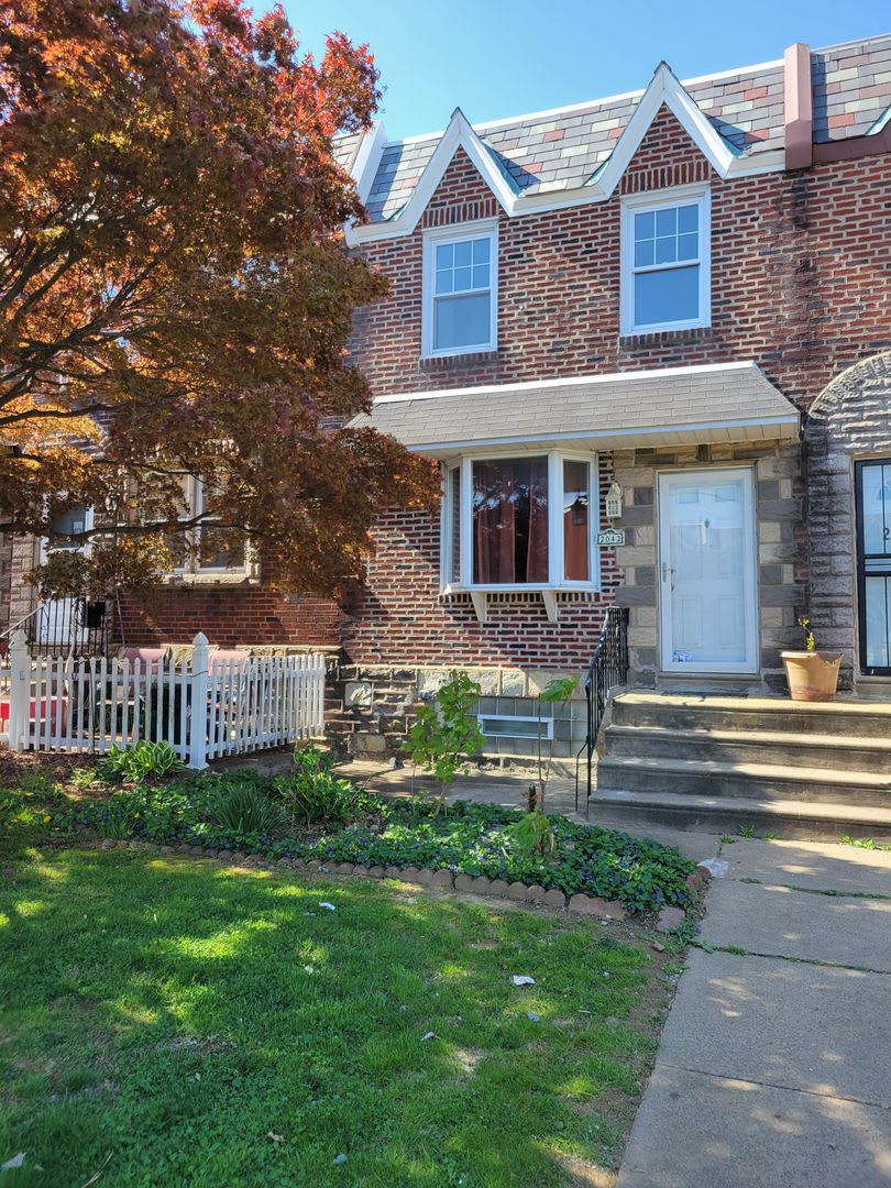 Amenity Filled Home - Wissinoming