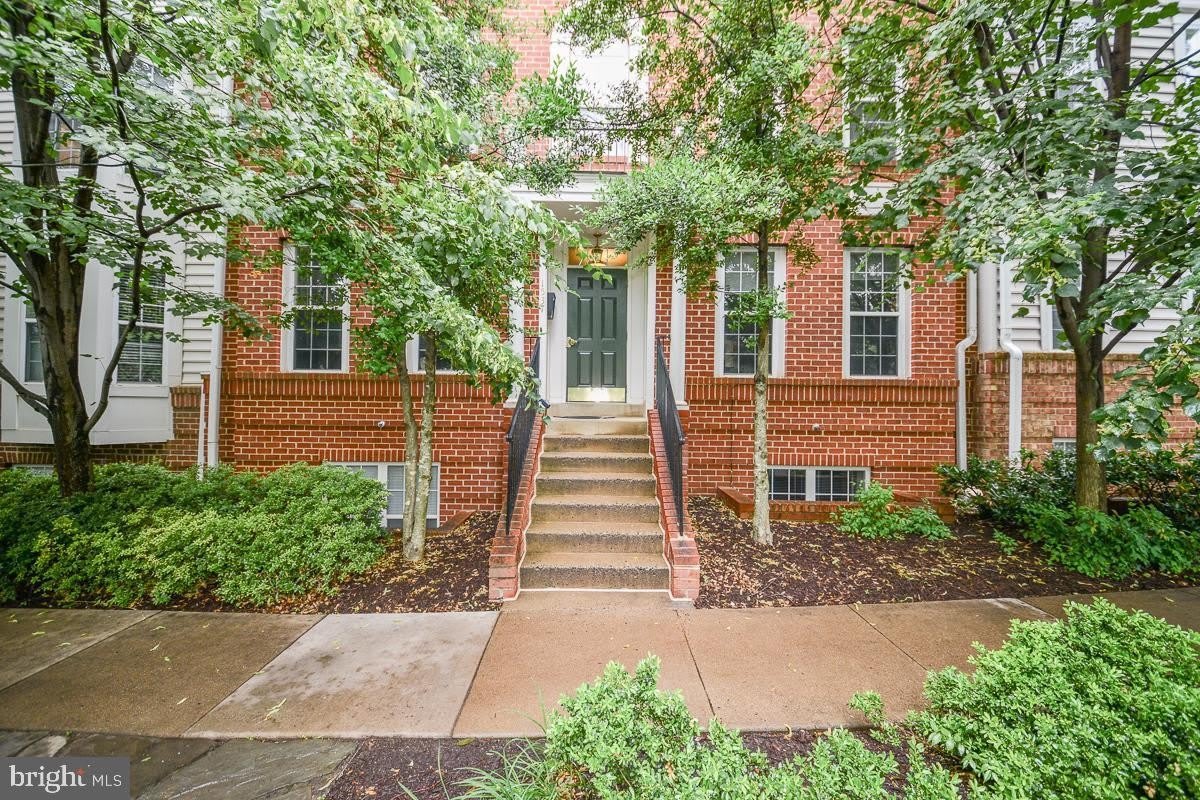 1537 NORTHERN NECK DR #201