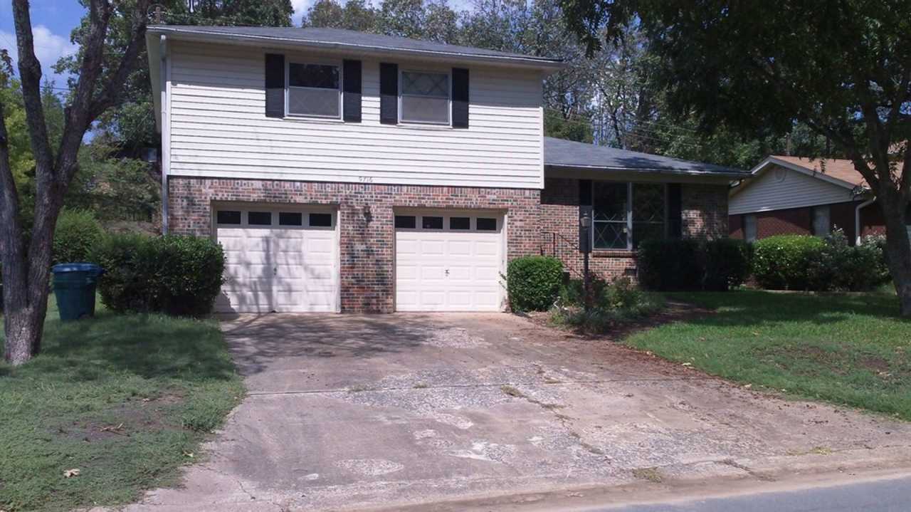 Welcome home to 9716 Temple, Little Rock for rent - *Please read the full description*