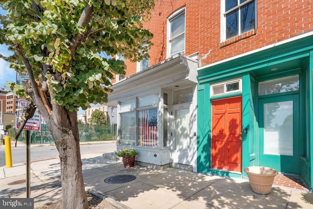 1402 E BALTIMORE Street unit: 300