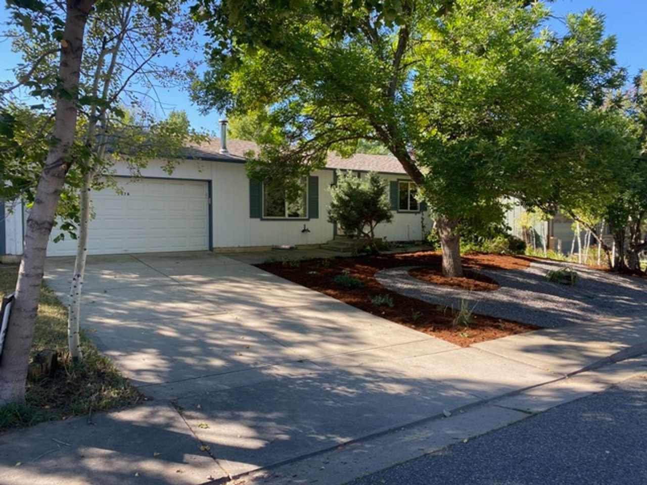 Beautiful Boulder Ranch Style Home with Large Lot for Lease!