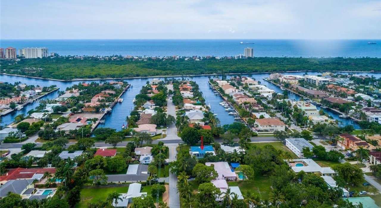 1529 BAYVIEW DR FORT LAUDERDALE, FL 33304