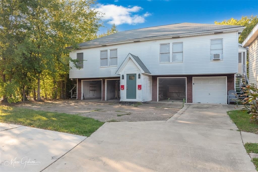 809 1/2 Ratcliff Street