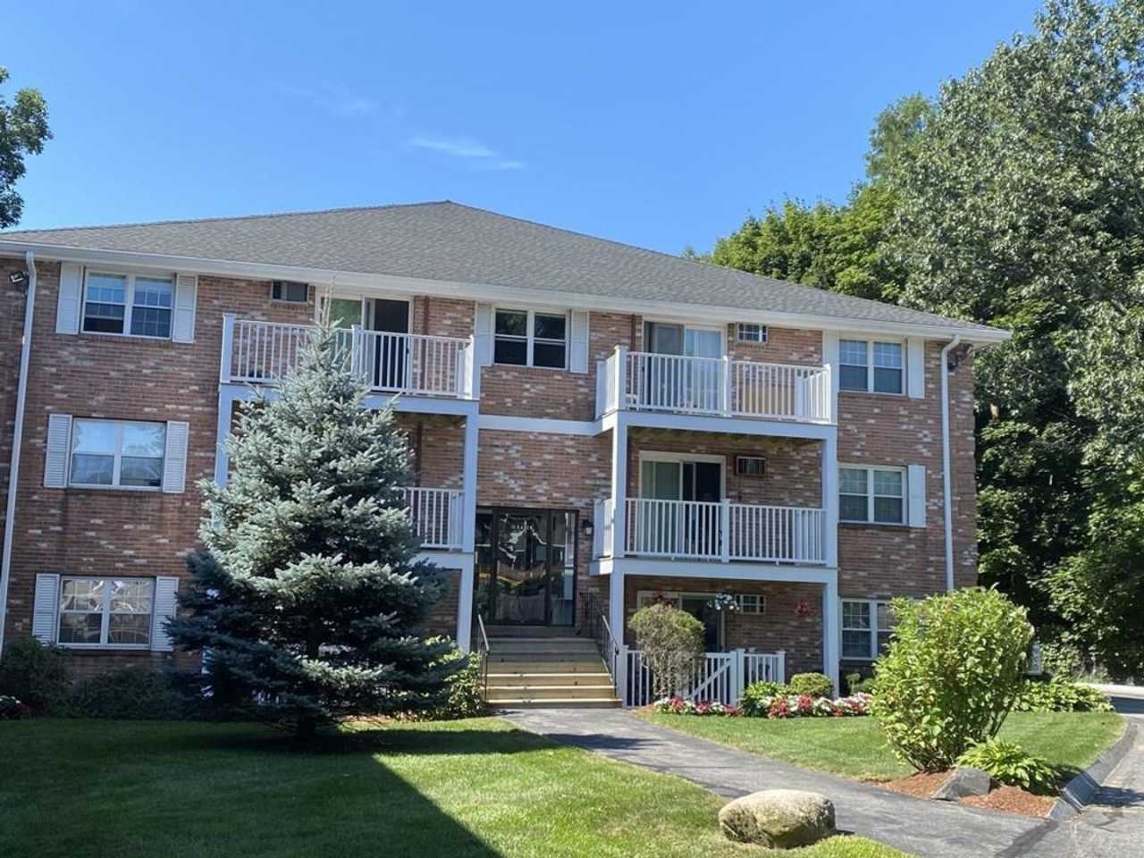 2 beds 1 bath Apartment