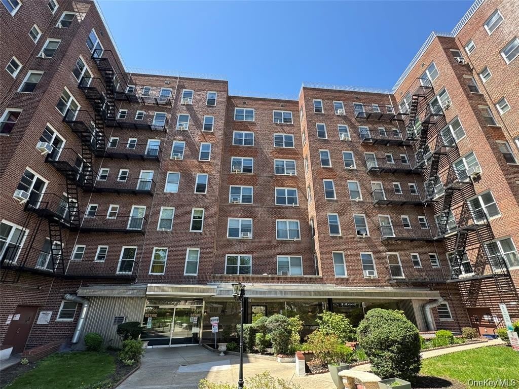 84-50 169th Street unit: 306