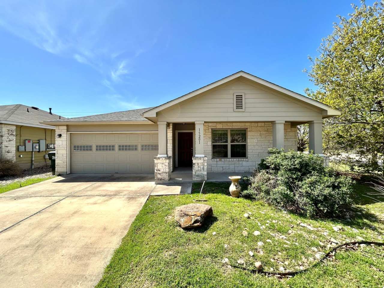 Refreshing 3 Bed 2 Bath Single Family Home With Yard