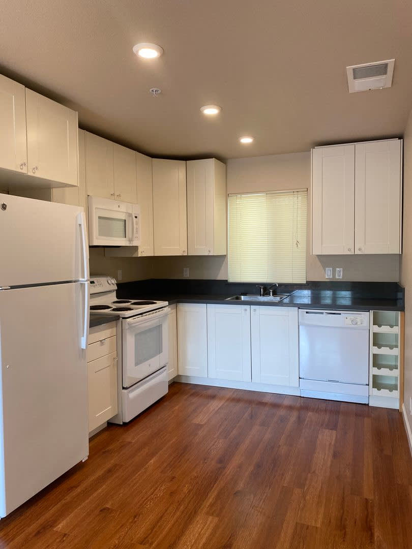 1 Bedroom HOME in Downtown Davis