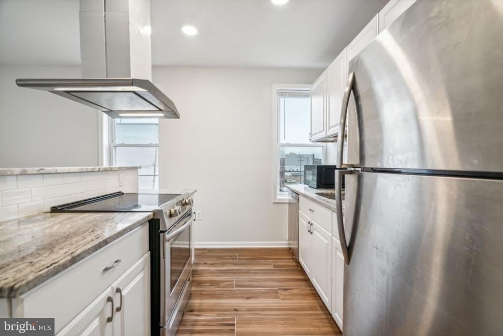 1701 POINT BREEZE AVENUE