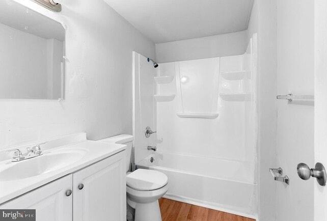 126 S 4TH Street unit: B