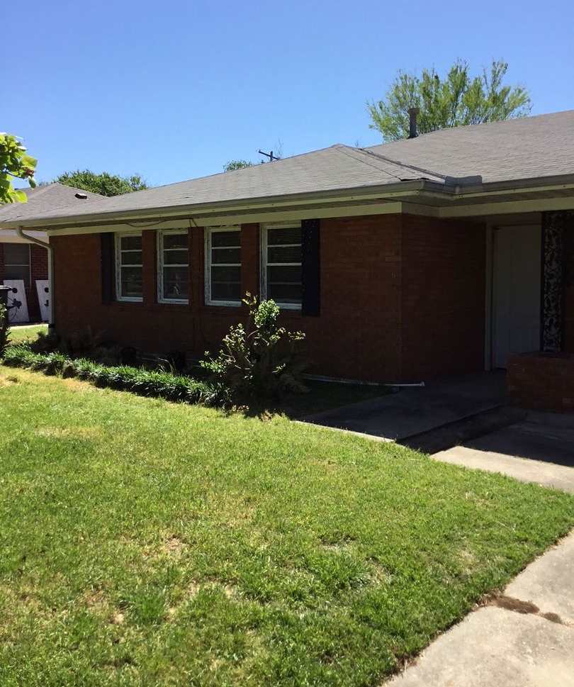 GORGEOUS 4/3 BROADMOOR HOME-UPDATED-MUST SEE