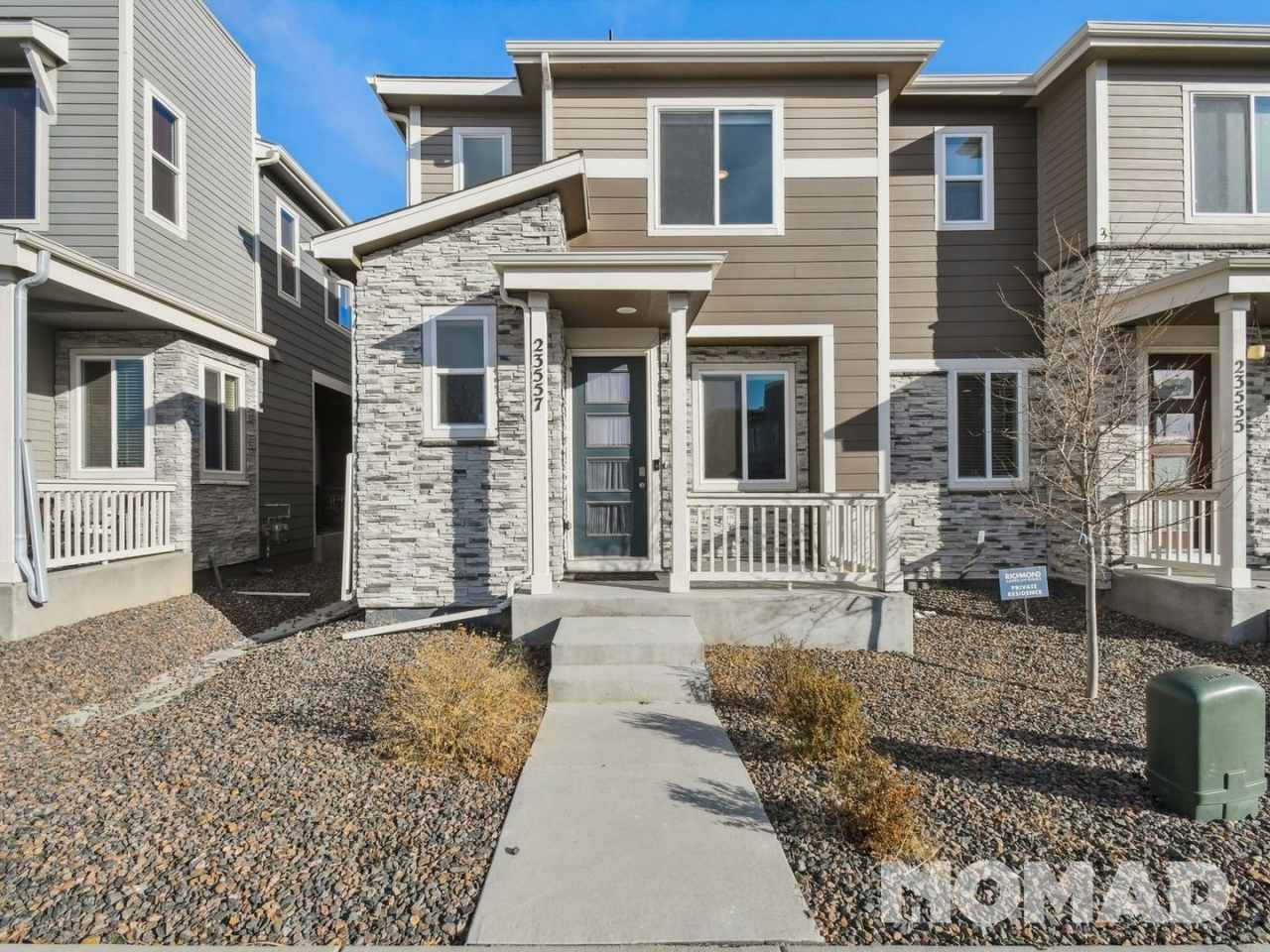 3 Bedroom Townhome in Aurora