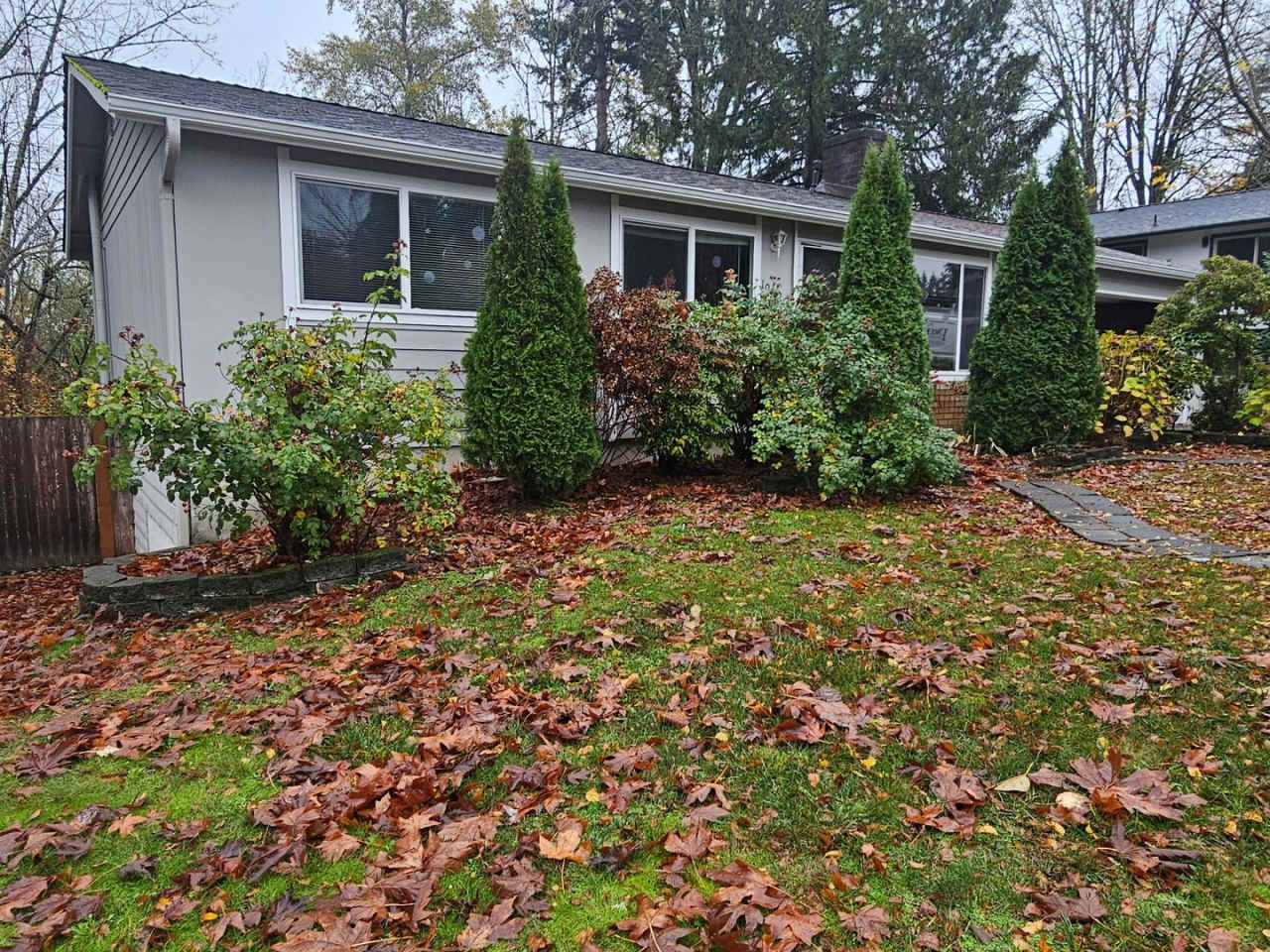 3 Bedroom 1.5 Bathroom Single Family Home in Redmond!