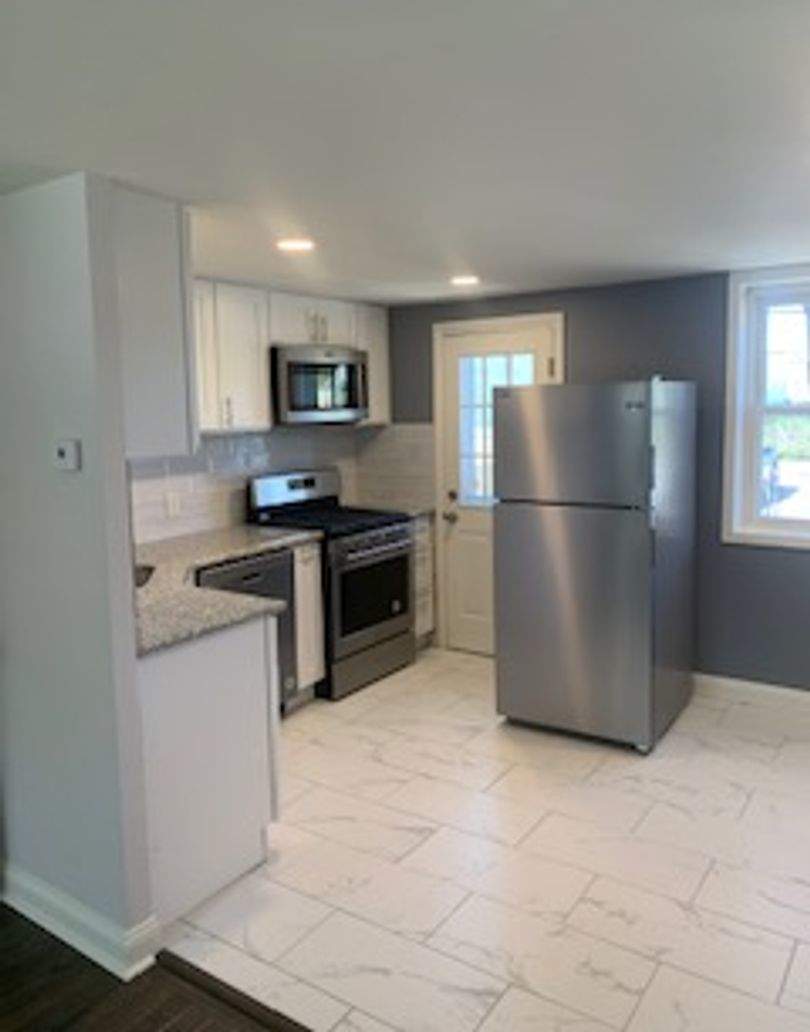 Bridesburg 2 bedroom beauty