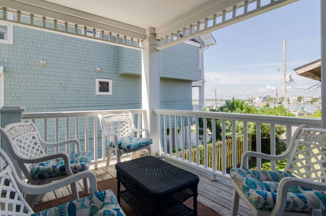 (W074) 124 South Lumina Avenue Lower Unit Wrightsville Beach, NC 28480