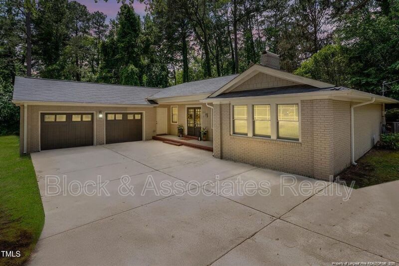 706 Weavers Ridge Drive