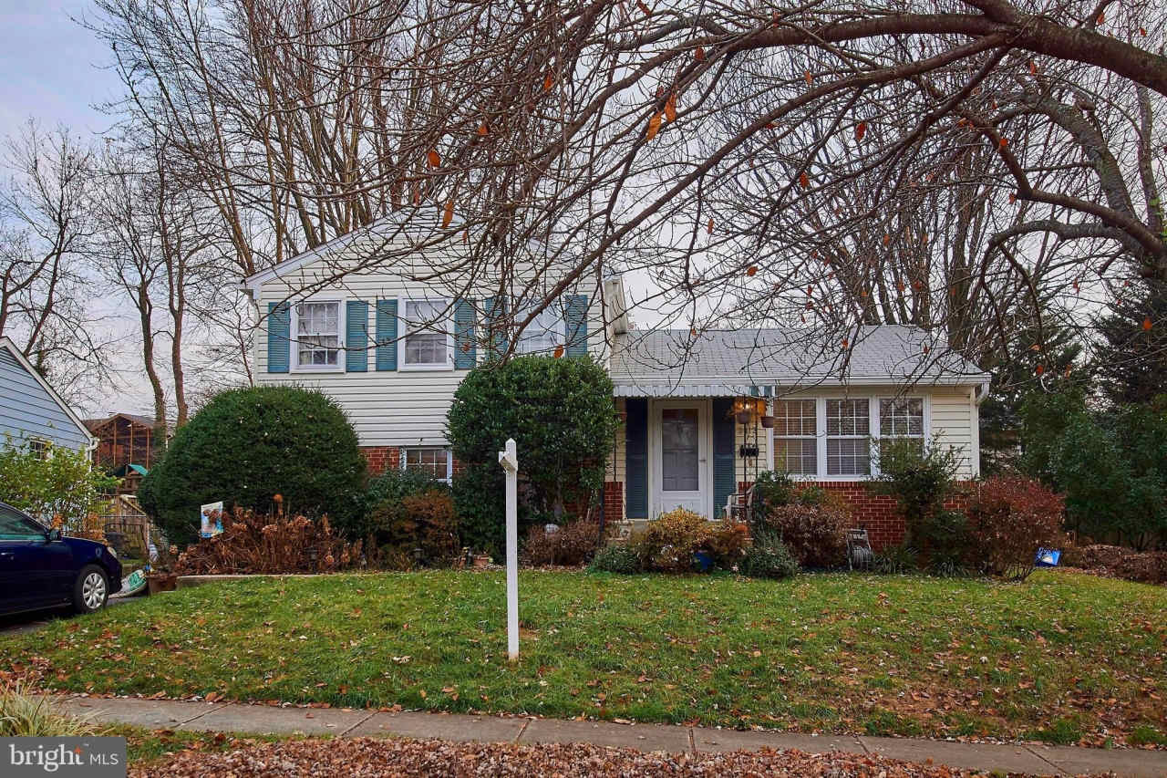 3812 WEXFORD DRIVE