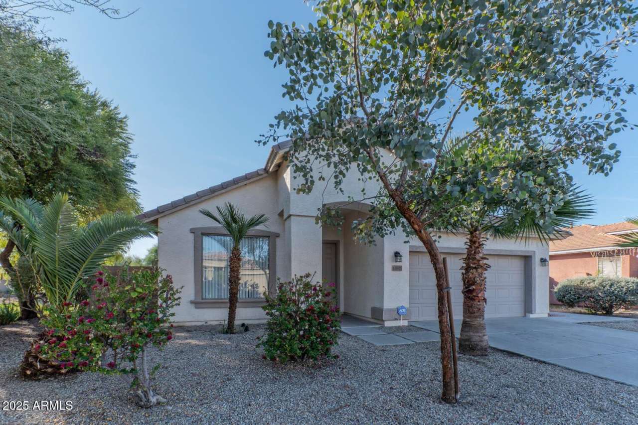 11605 W LA REATA Avenue