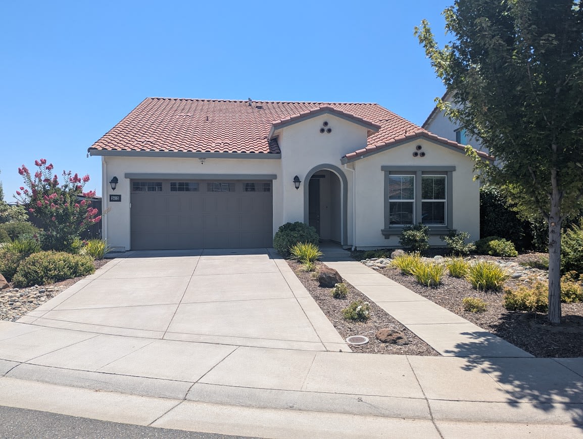 2412 Galloping Trail Ct