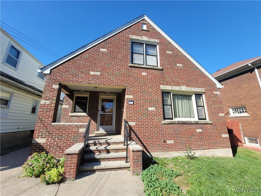 532 16th Street unit: 1 Lower