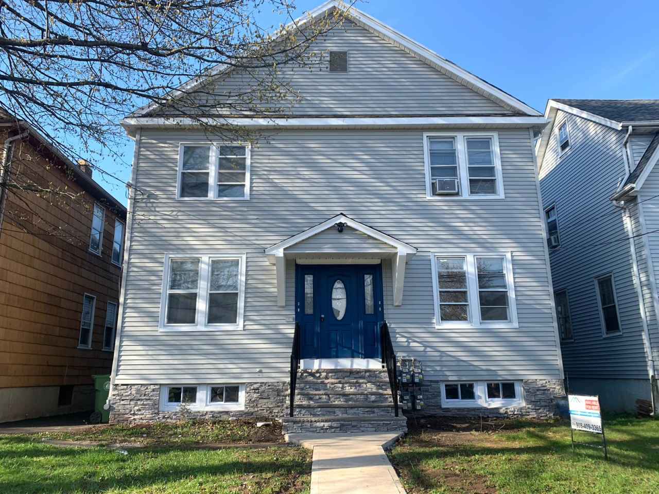 136 South Stiles Street  1L