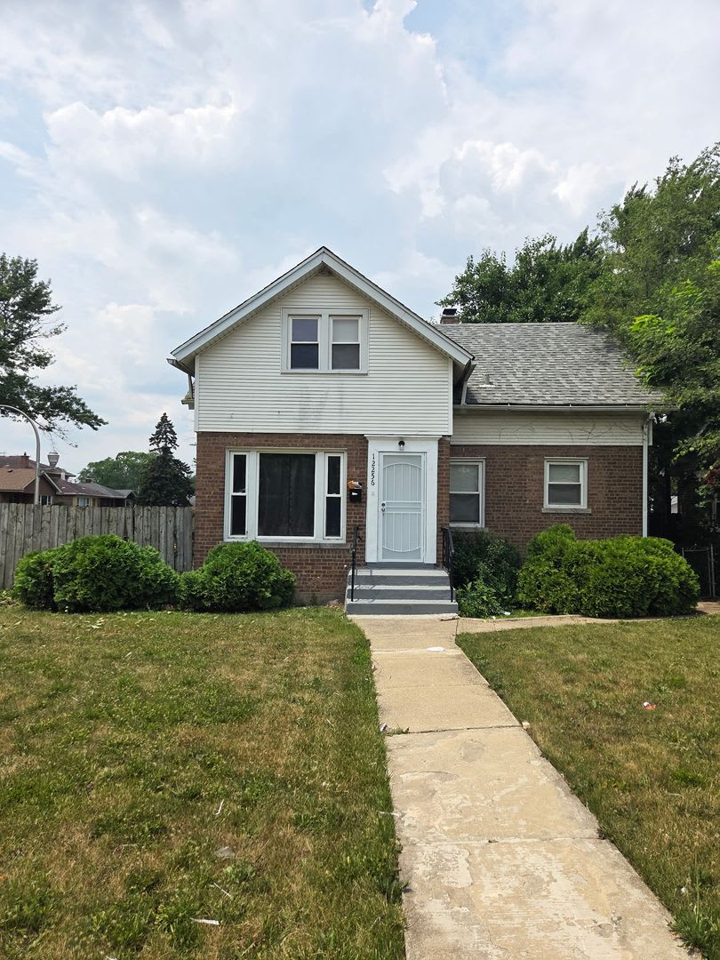 Spacious 4-5 Bedroom, 2-Bath Corner Lot Home with Finished Basement – Move-In Ready!