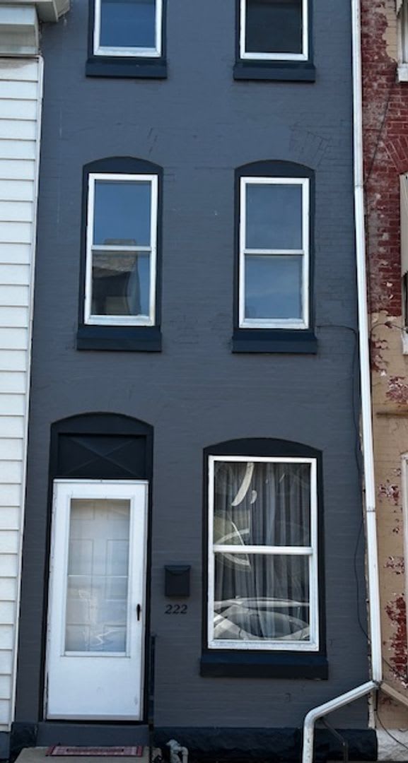 4 Bedrooms 222 N 11TH STREET, READING