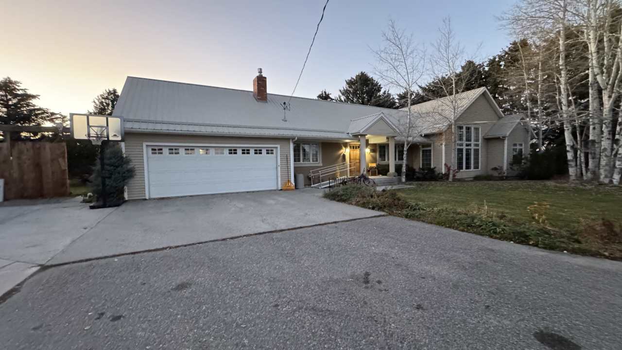 546 Alaska Frontage Road - Basement