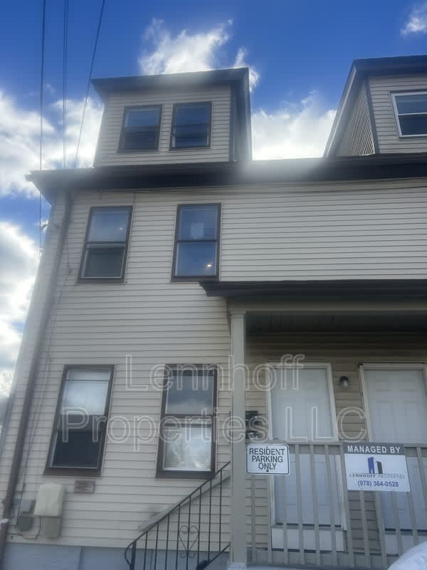 31 Hilton Street - Unit 2