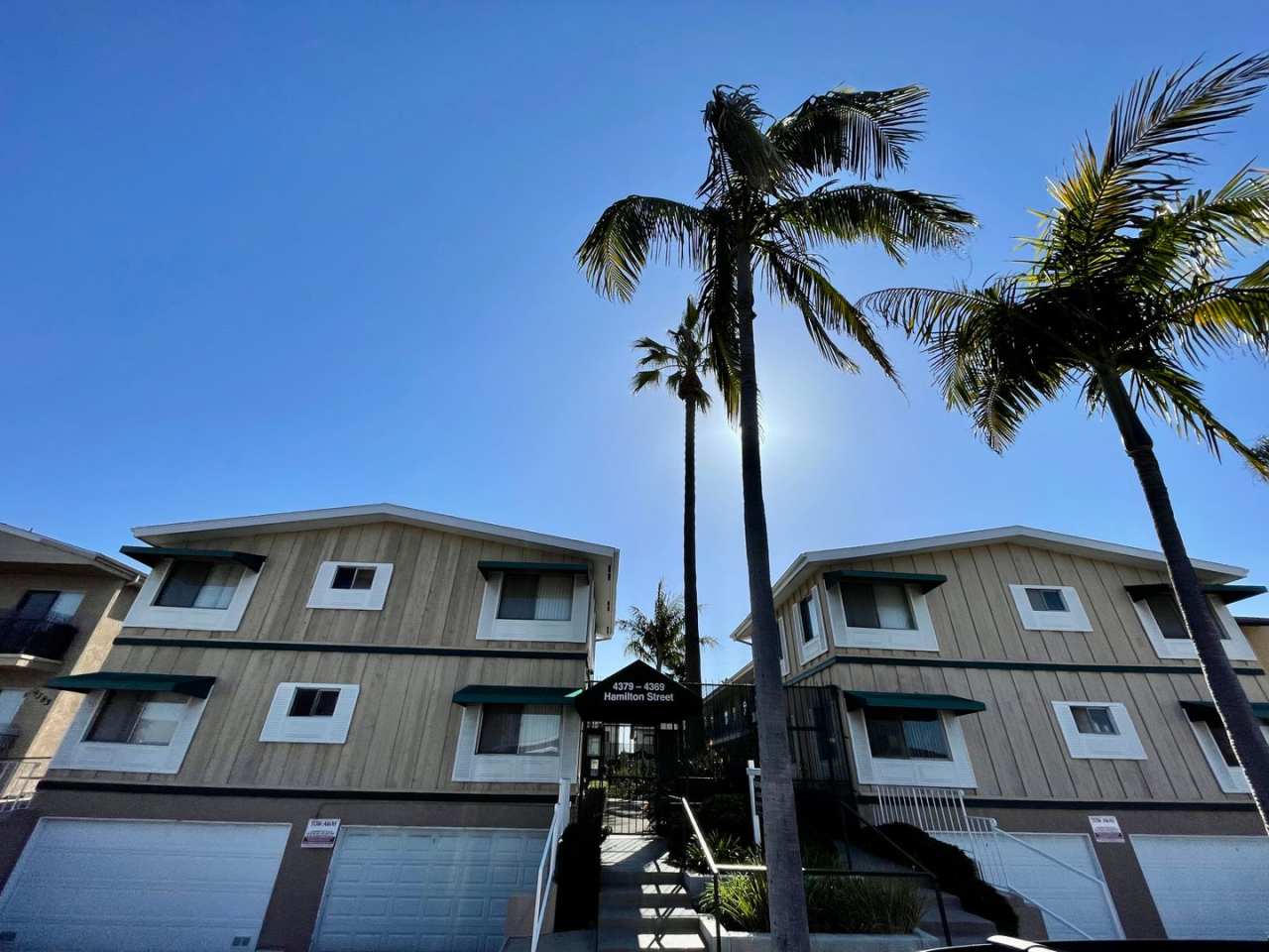 Remodeled 2 Bedroom 1 Bath