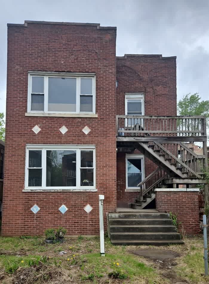 1346 Van Buren Street