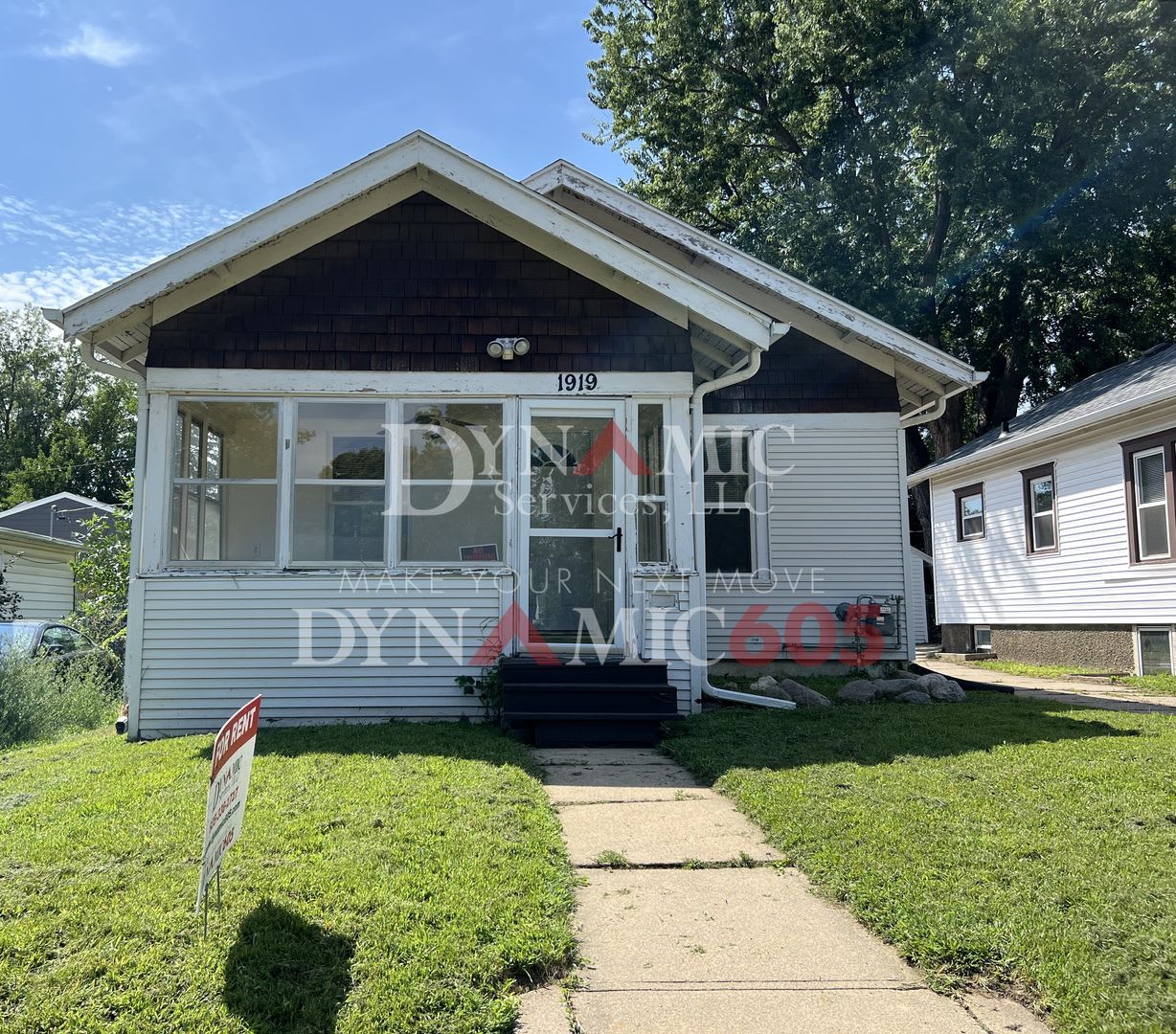 4BD/2BA House with Double Garage by Augustana  USF