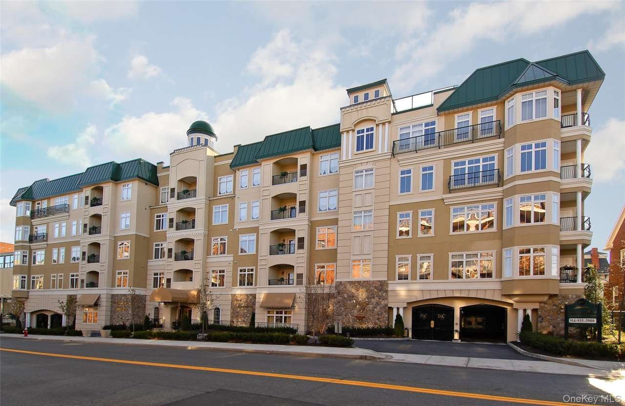 410 Westchester Avenue unit: 202