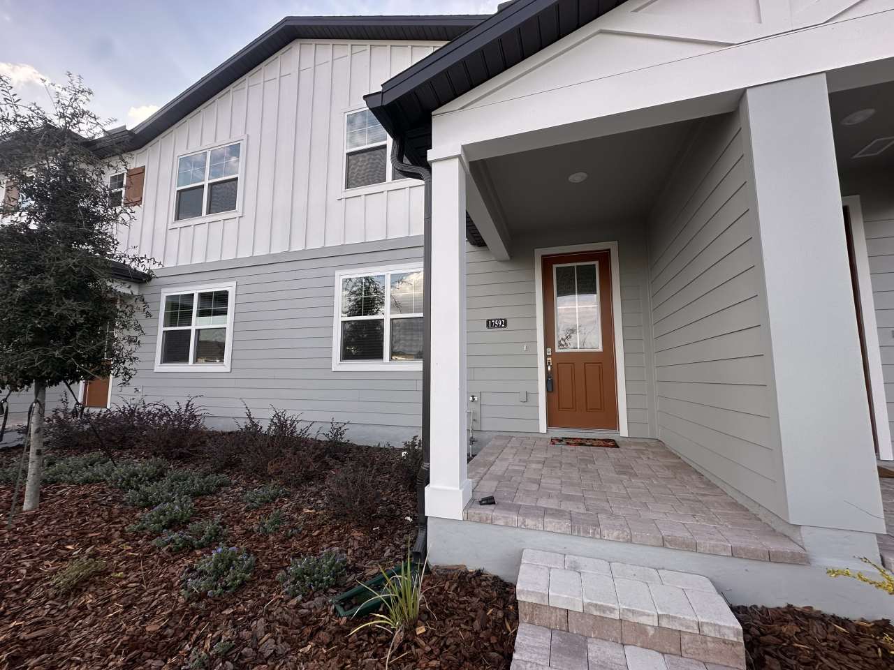 17592 Northlake Grove Dr