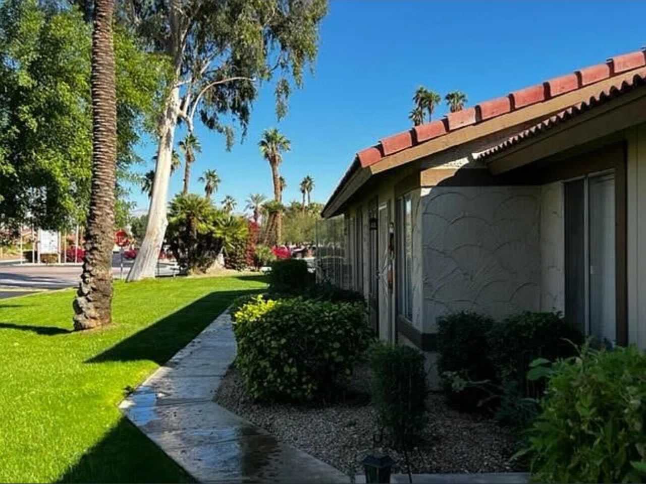 82075 Country Club Drive unit: 48