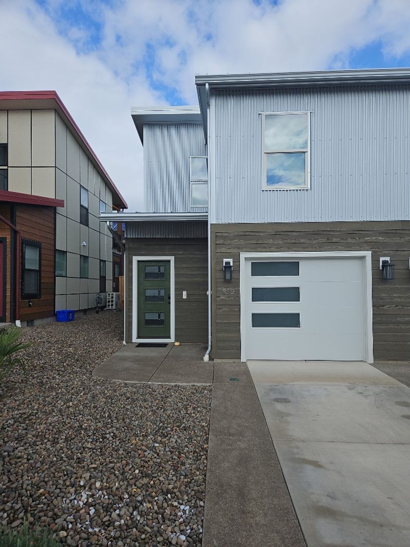 1/2 off First Full Month Rent!! Stunning 2 Bed, 2 Bath Gem in Talent!