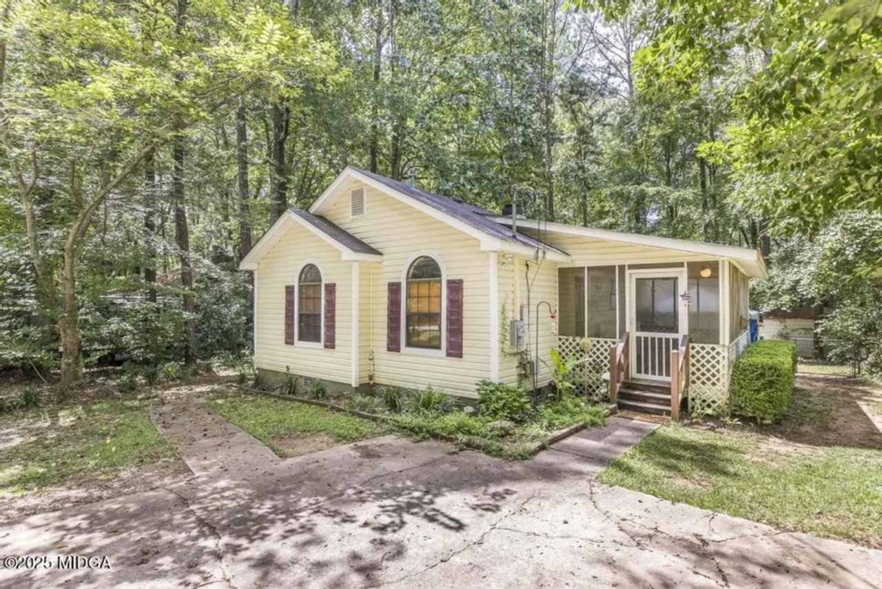 Charming 3BR House in Macon