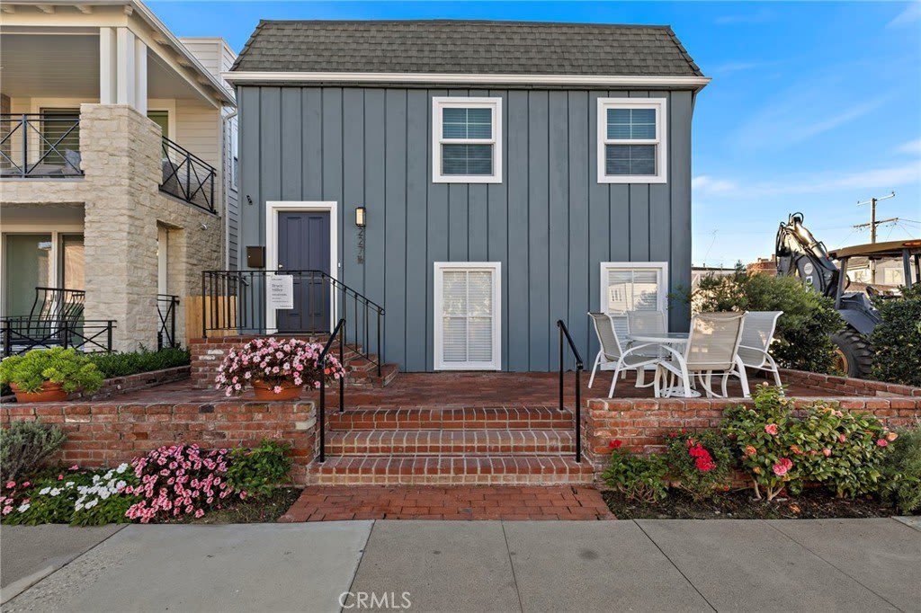 227 Coral Avenue 1/2