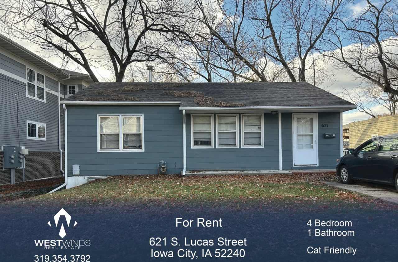 $2,100 | 4 Bedroom, 1 Bathroom Multi Floor House | Cat Friendly* | Available for August 1st, 2026 Move In!