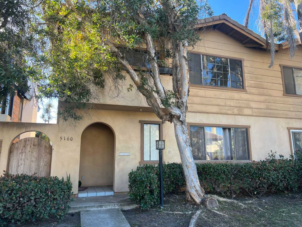 Oxnard Shores 3+3 Home + Bonus Room/Office Space