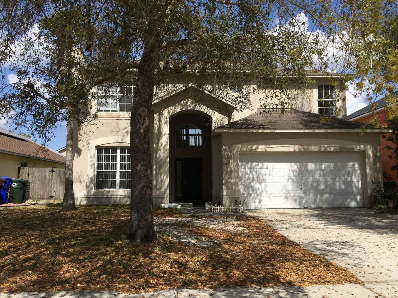 Kissimmee Pool Home with 7 bedrooms!
