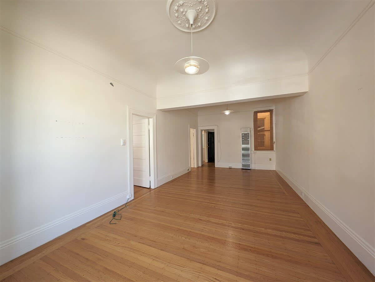 463 Greenwich Street