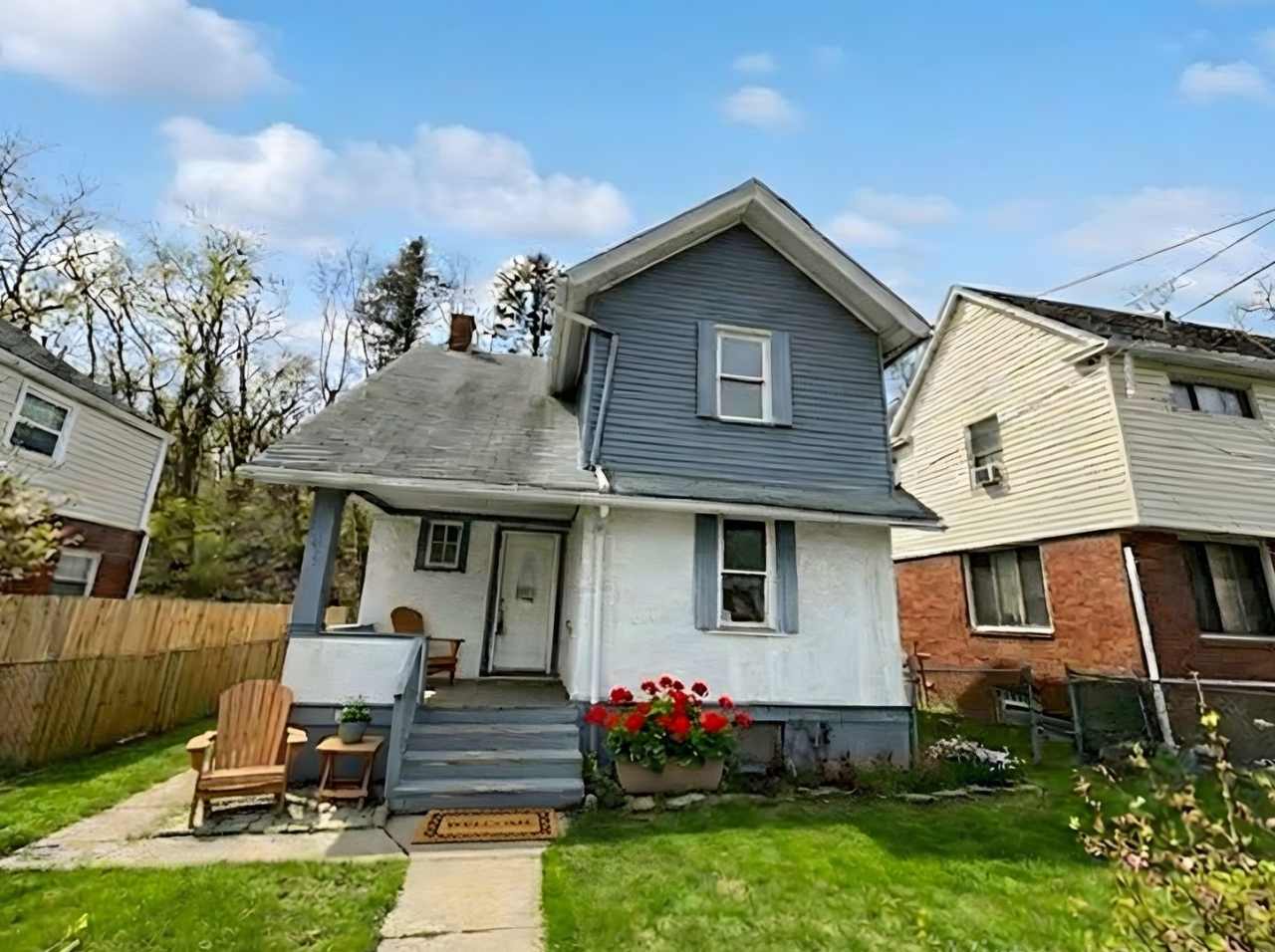 2Bed/1Bath Single Family Home in Clairton
