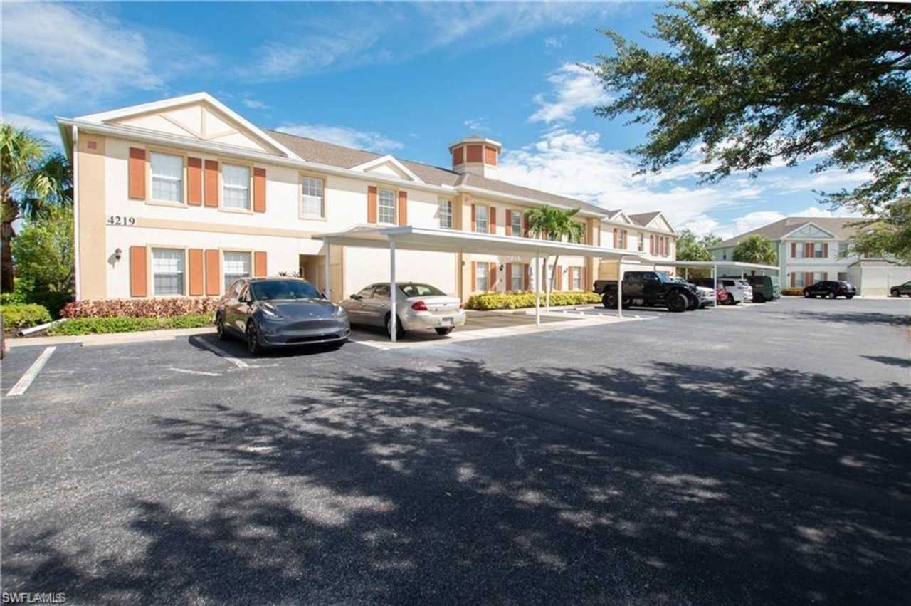 4219 Liron AVE Unit#203, Fort Myers, FL 33916