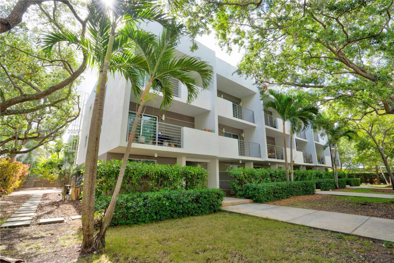 7541 Southwest 61st Avenue