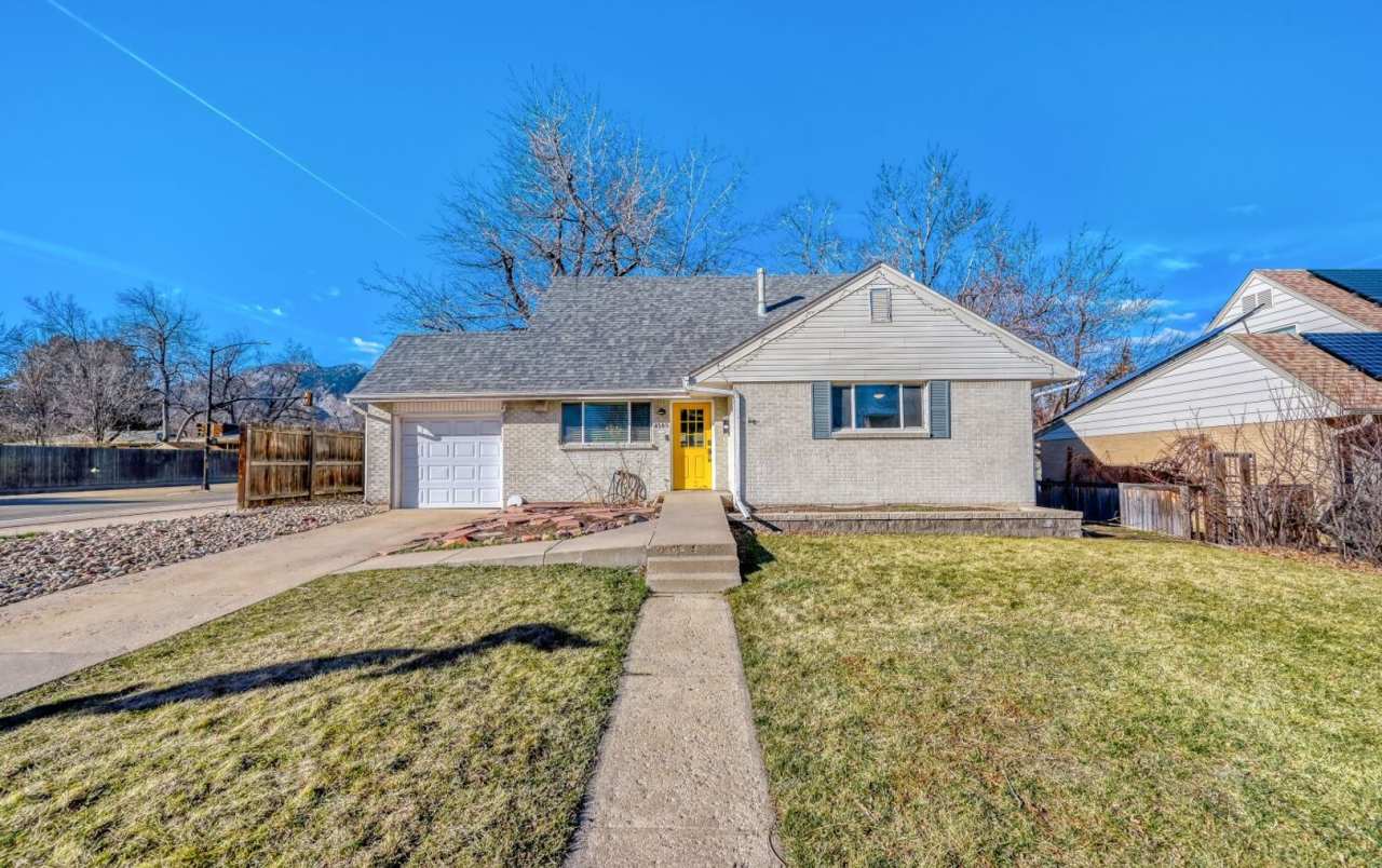 Sunny 5 bed, 3 bath S. Boulder Abode - Available NOW!