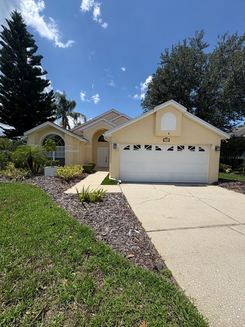 3 Bedroom 2 Bathroom in Clermont
